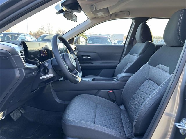 New 2026 Nissan Kicks SV image 16