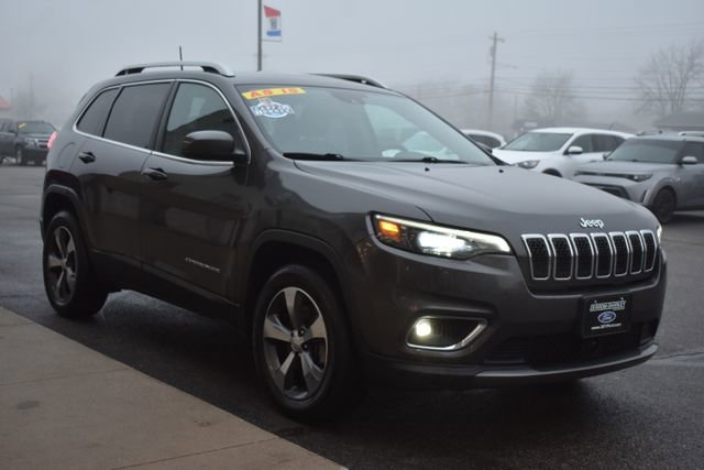 Used 2019 Jeep Cherokee Limited w/ Luxury Group image 7
