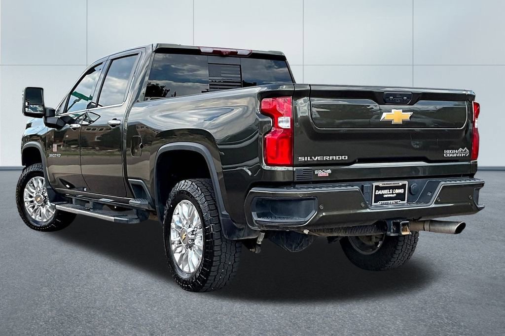 Used 2022 Chevrolet Silverado 3500 High Country w/ Technology Package image 12