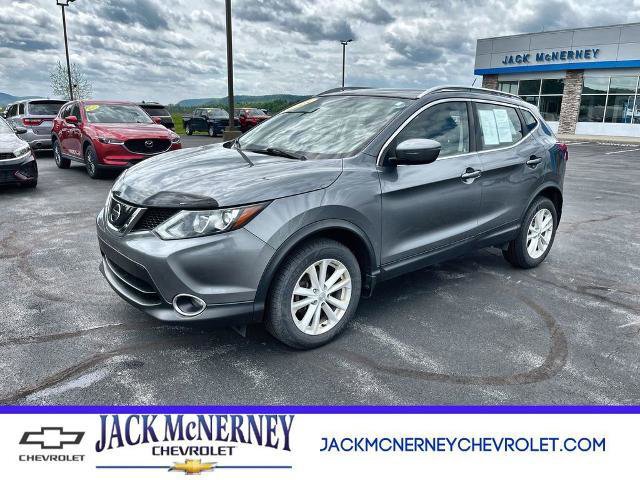 Used 2018 Nissan Rogue Sport SV w/ SV All-Weather Package AWD/4WD image 1