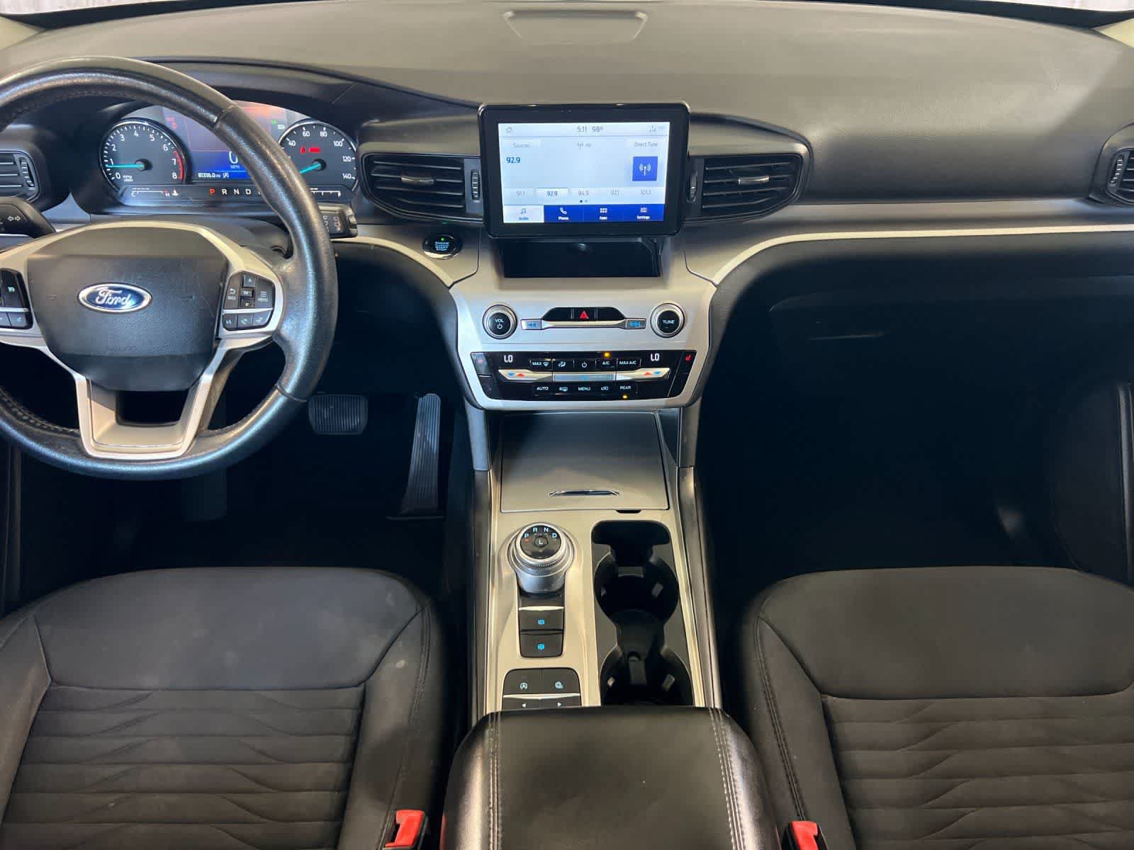 Used 2021 Ford Explorer XLT RWD image 4