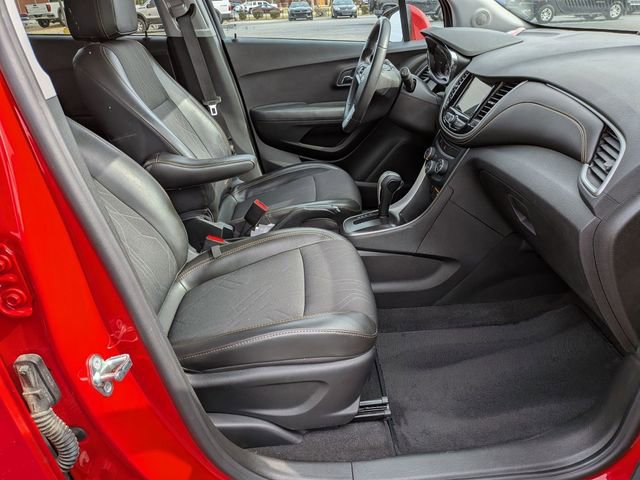 Used 2018 Chevrolet Trax LT w/ LT Convenience Package image 35