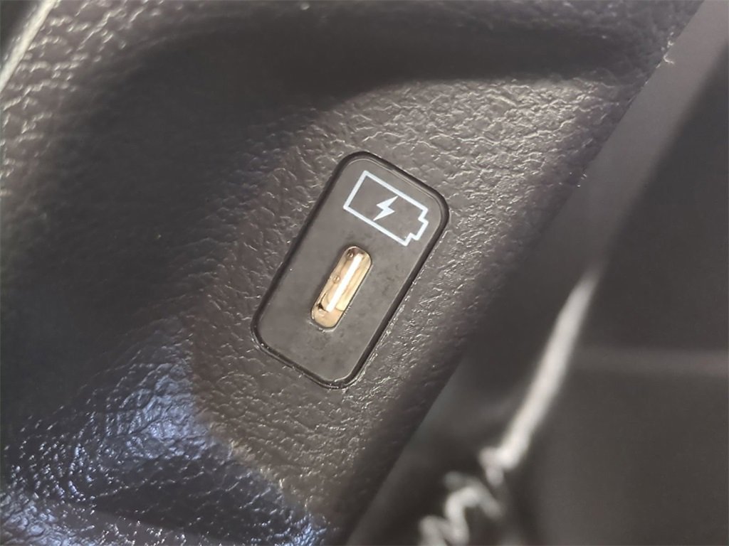 Used 2023 Hyundai Palisade Calligraphy image 18