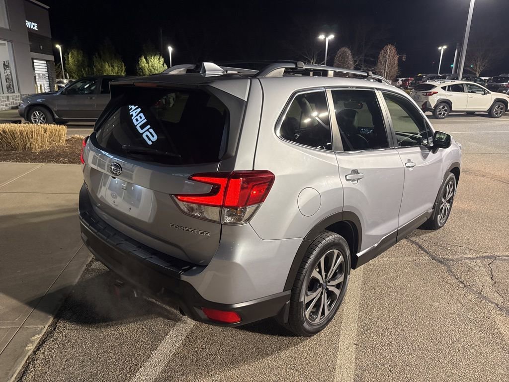 Used 2020 Subaru Forester Limited image 2