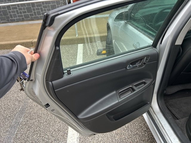 Used 2015 Chevrolet Impala LTZ image 14