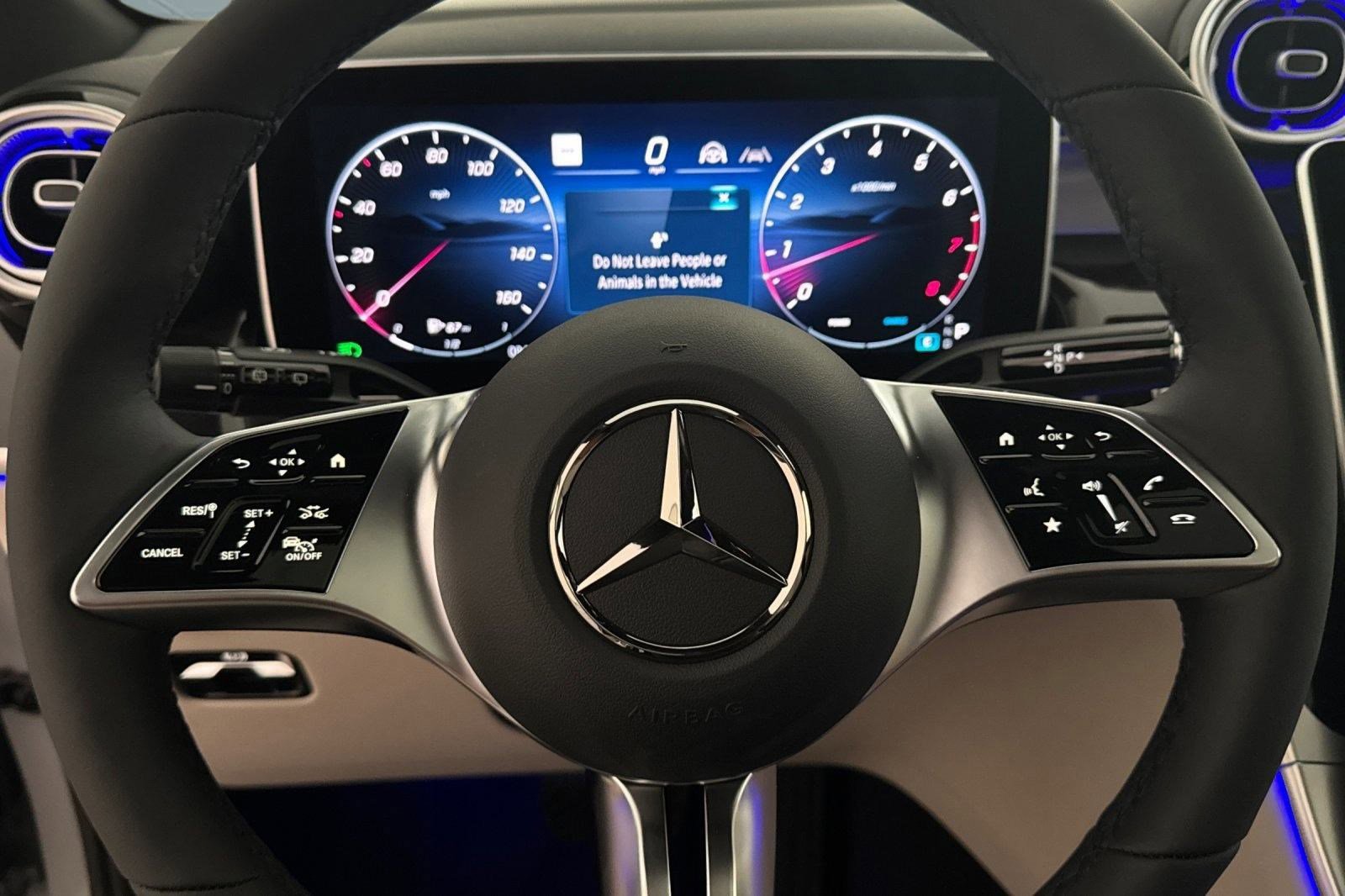 New 2026 Mercedes-Benz GLC 300 image 15