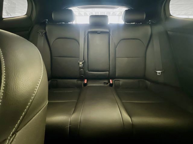 Used 2022 Kia Stinger GT1 AWD/4WD image 26