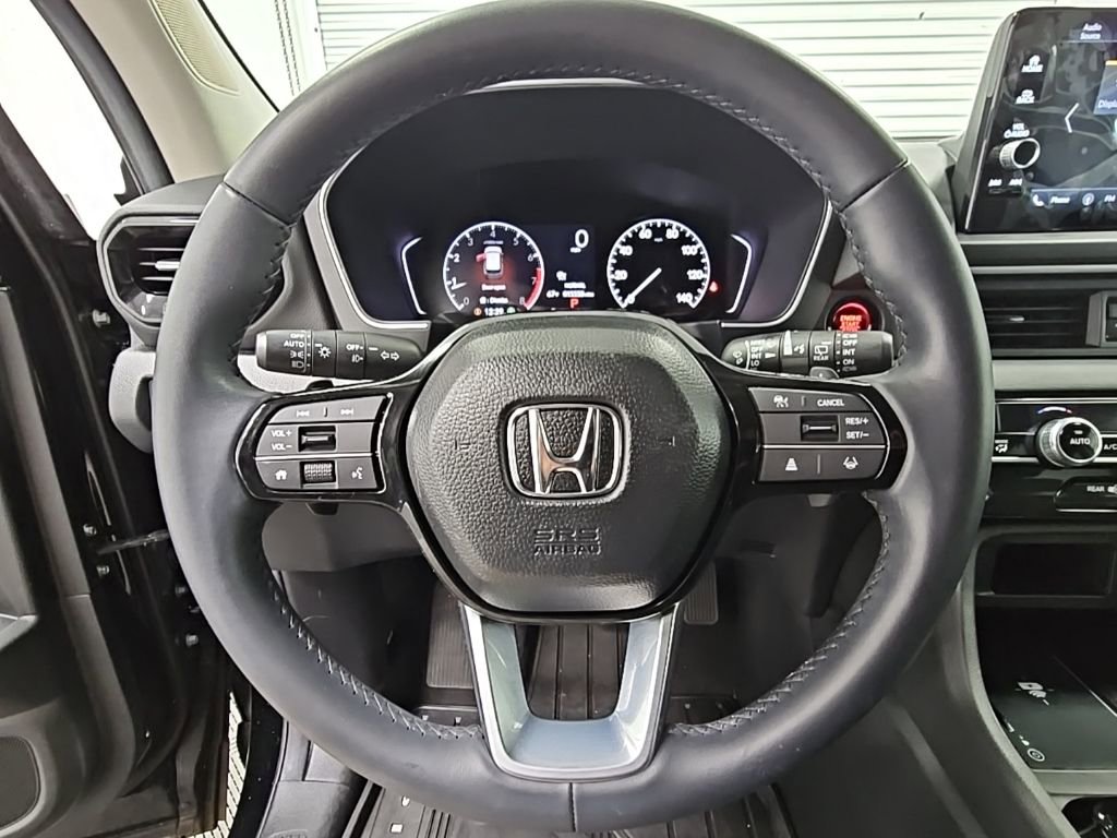 Used 2025 Honda Pilot EX-L image 25