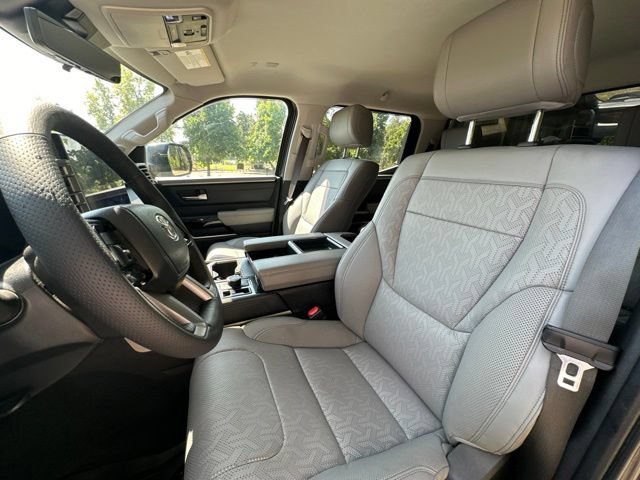Used 2022 Toyota Tundra Limited AWD/4WD image 12