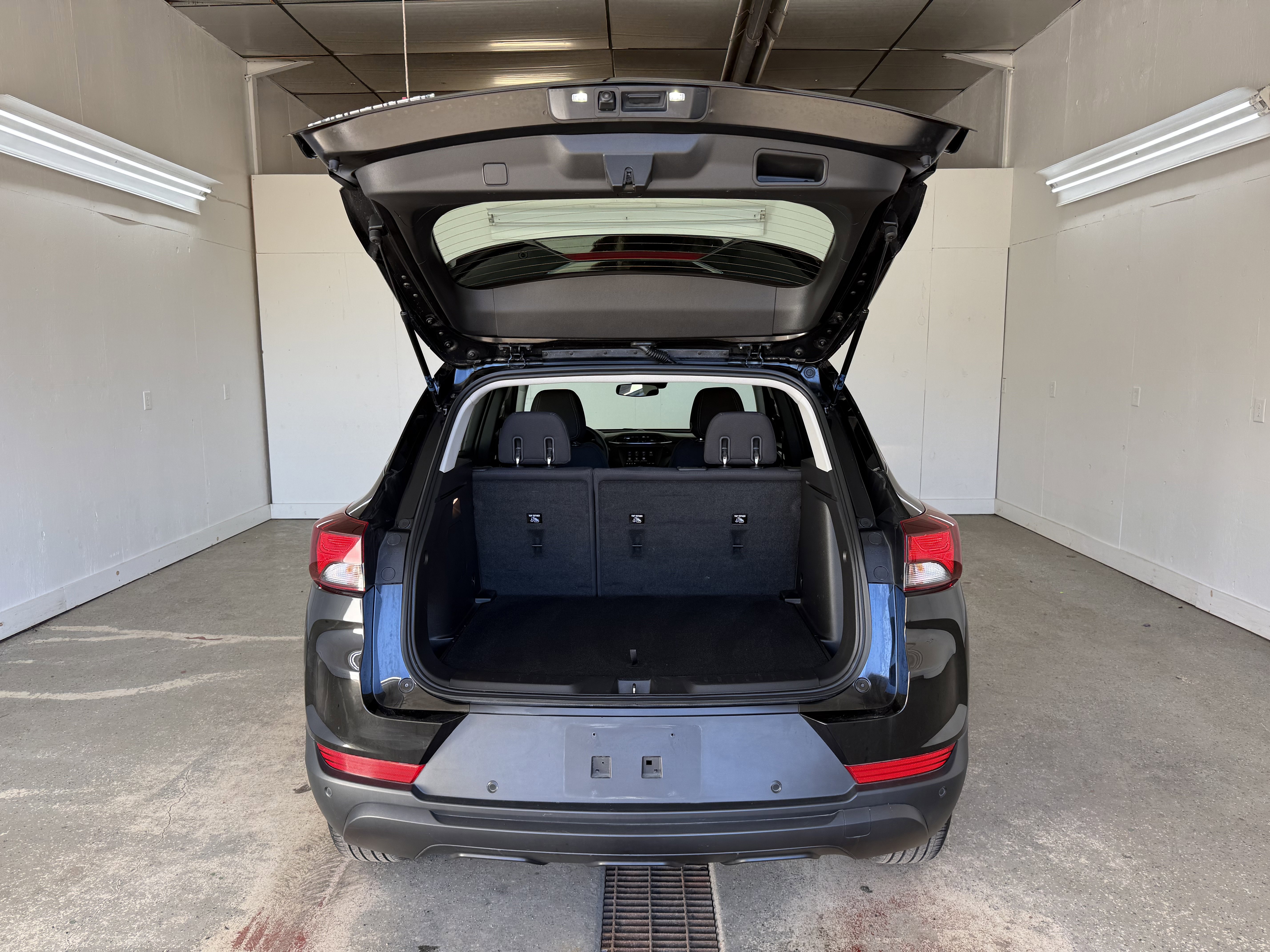 Used 2022 Chevrolet TrailBlazer LS image 36