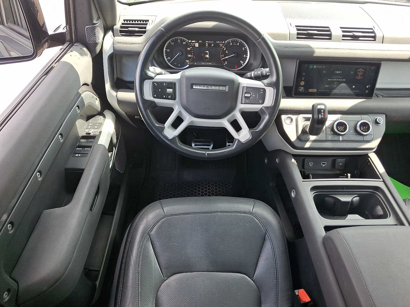 Used 2023 Land Rover Defender 110 SE AWD/4WD image 12