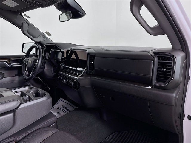 Used 2025 Chevrolet Silverado 1500 LT image 29