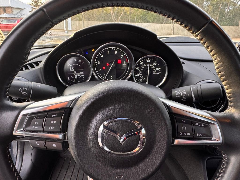 Used 2021 MAZDA MX-5 Miata Club image 14
