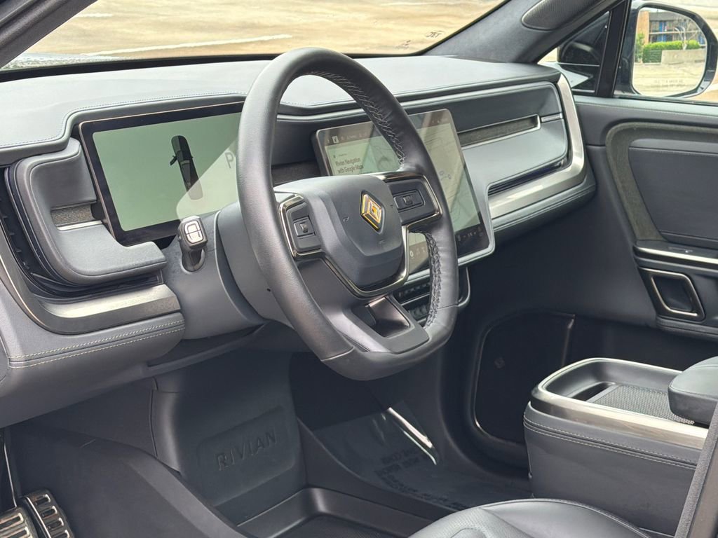 Used 2023 Rivian R1S Adventure AWD/4WD image 16