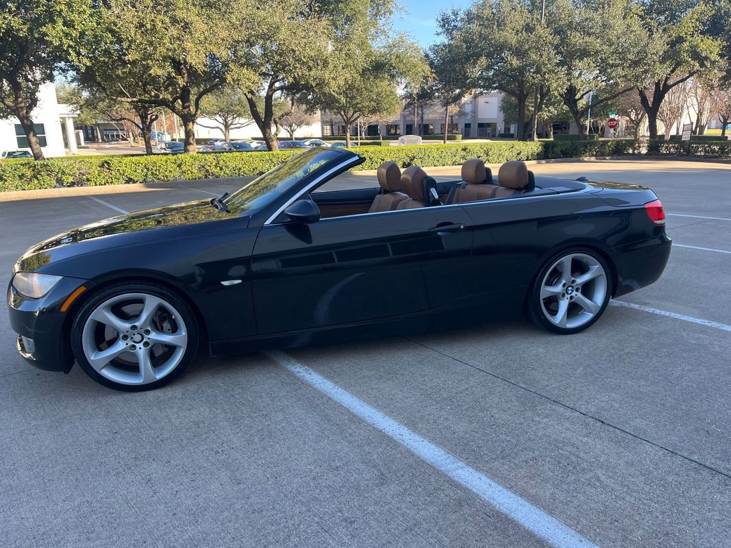 Used 2008 BMW 335i Convertible image 5