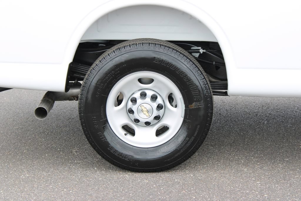 New 2026 Chevrolet Express 3500 Extended w/ Driver Convenience Package RWD image 12