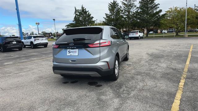 Used 2024 Ford Edge SEL image 8