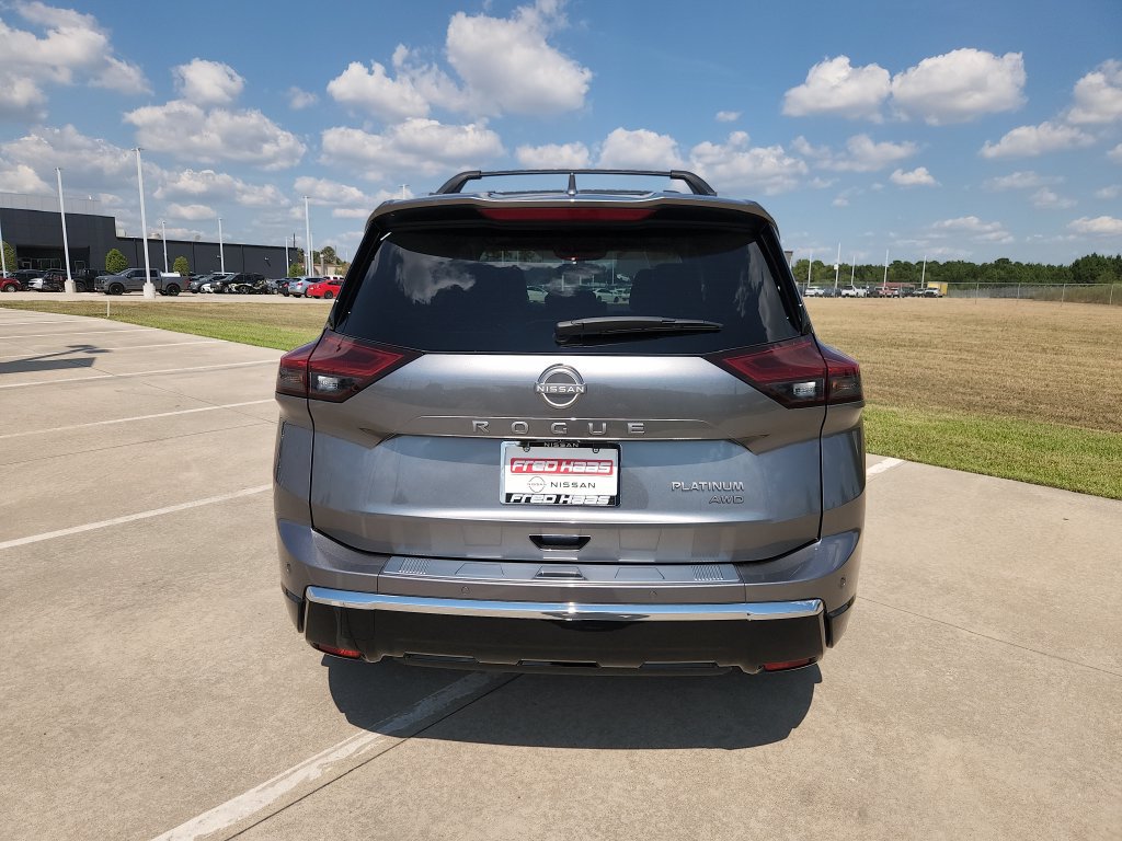 Used 2026 Nissan Rogue Platinum w/ Platinum Premium Package AWD/4WD image 6