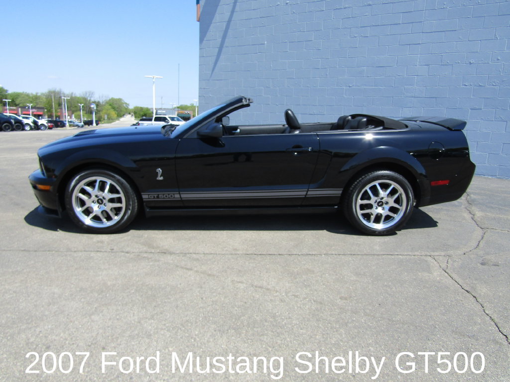 Used 2007 Ford Mustang Shelby GT500 RWD image 2