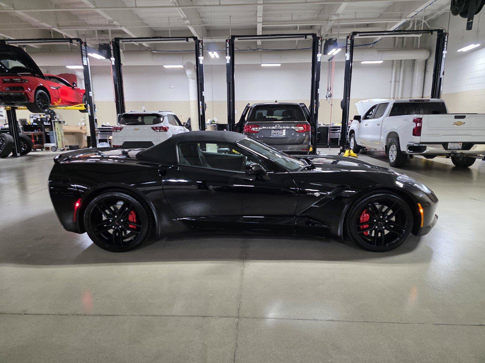 Used 2016 Chevrolet Corvette Stingray Convertible w/ 3LT Preferred Equipment Group RWD image 8