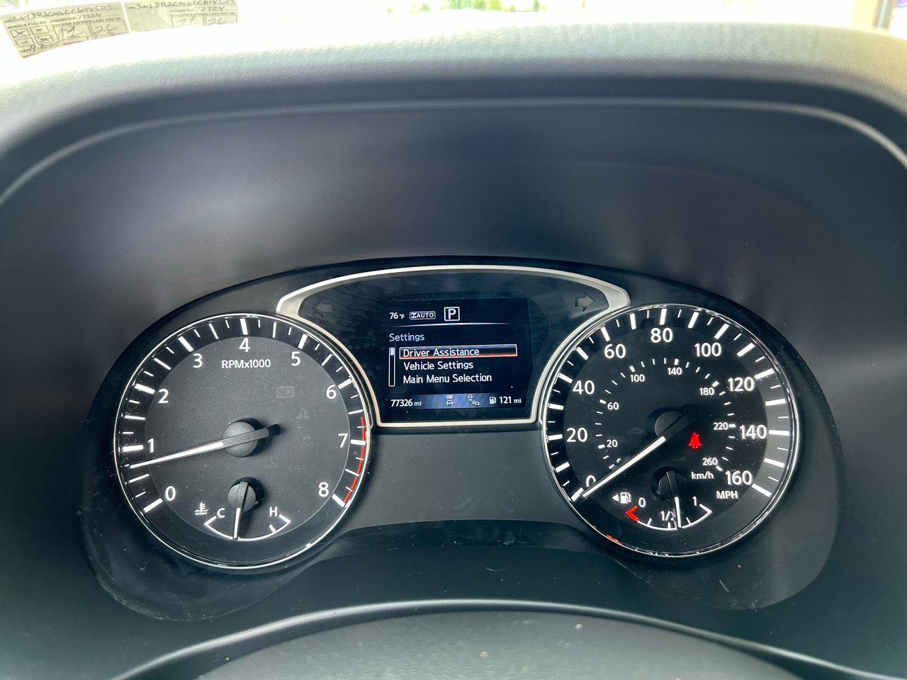 Used 2020 Nissan Pathfinder SL image 12