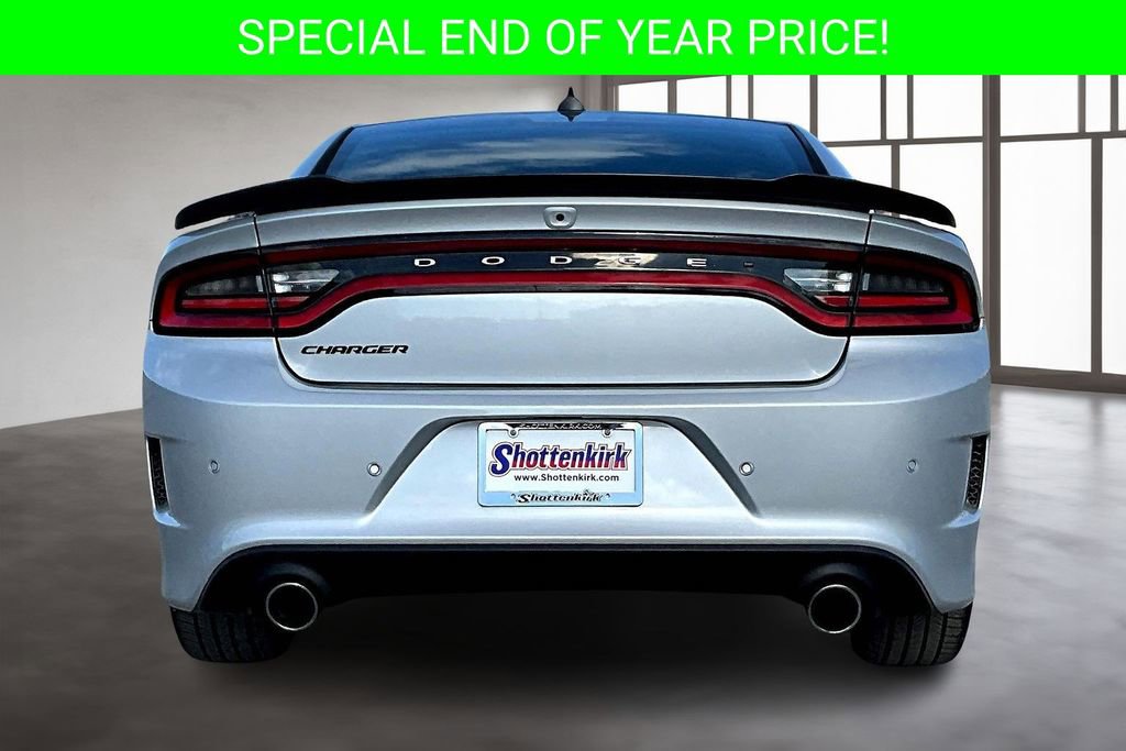 Used 2022 Dodge Charger Scat Pack w/ Daytona Edition Group image 5