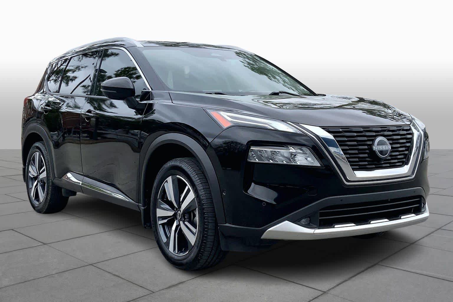 Used 2022 Nissan Rogue Platinum w/ Head-Up Display Package FWD image 3