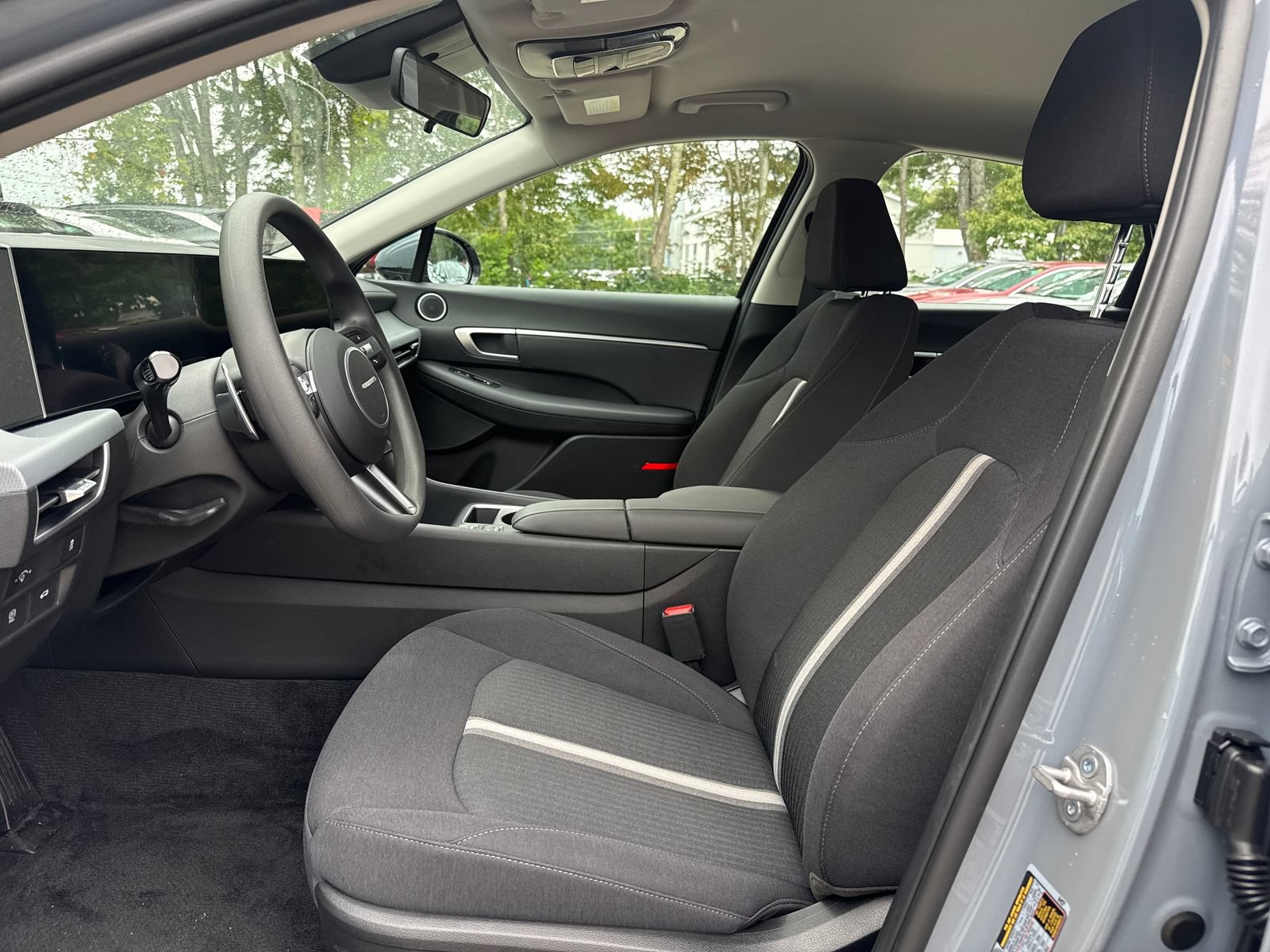 Certified 2025 Hyundai Sonata SEL AWD/4WD image 15