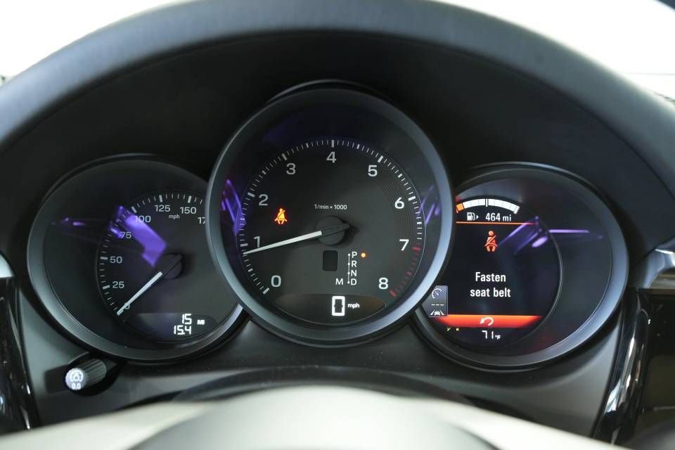 Certified 2026 Porsche Macan AWD/4WD image 14