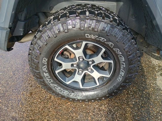 Used 2021 Jeep Wrangler Unlimited Rubicon AWD/4WD image 11