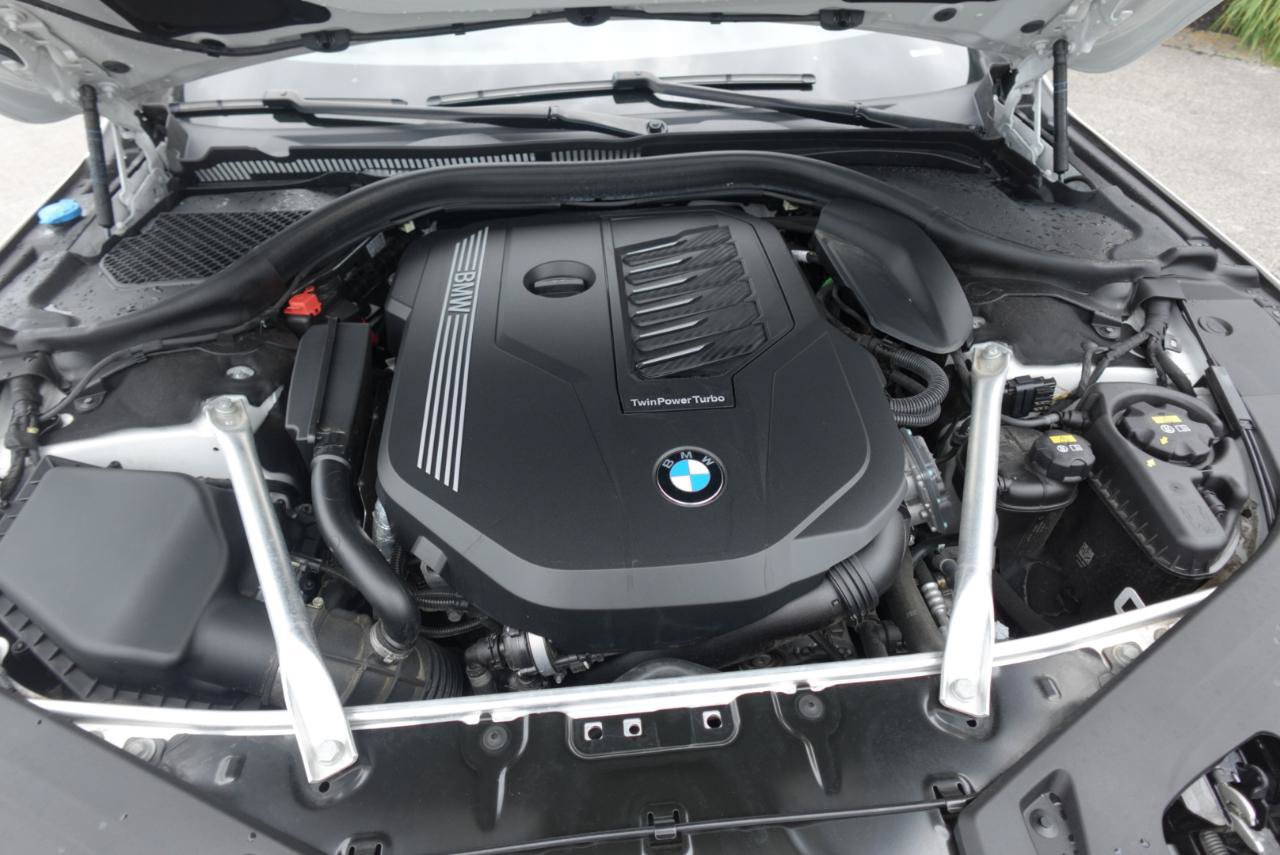 Used 2022 BMW 840i xDrive Coupe AWD/4WD image 17