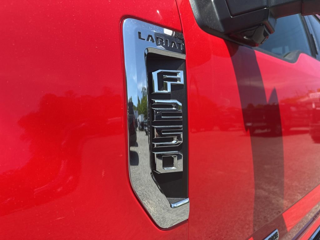 Used 2021 Ford F250 Lariat w/ Lariat Ultimate Package AWD/4WD image 6