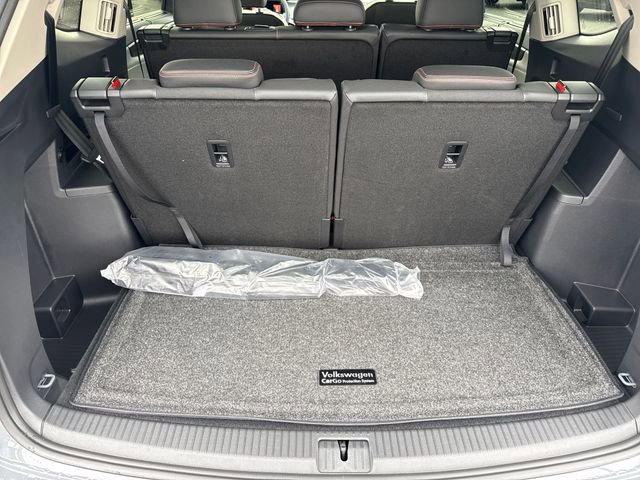 New 2026 Volkswagen Atlas Peak Edition AWD/4WD image 14