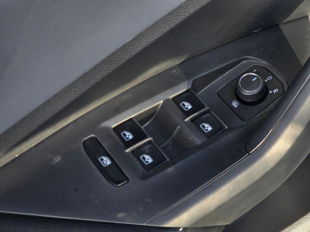 New 2026 Volkswagen Jetta SE image 37