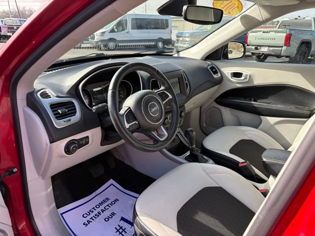 Used 2017 Jeep Compass Latitude w/ Popular Equipment Group image 3