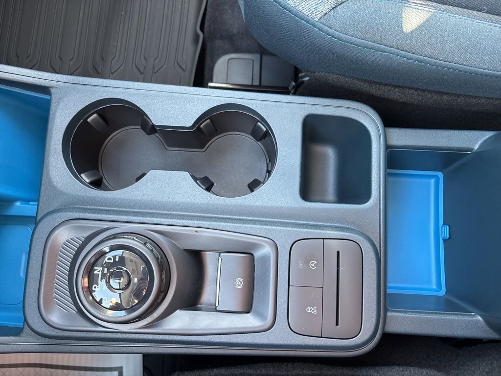 New 2025 Ford Maverick XLT image 16