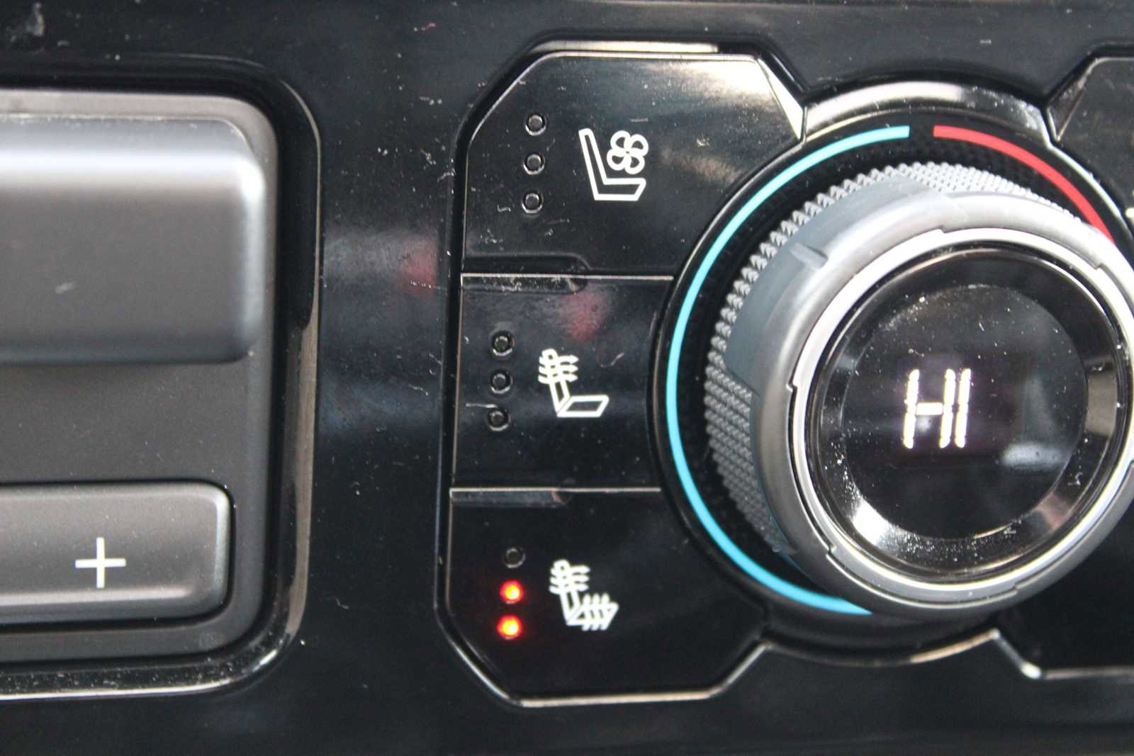 Certified 2024 Chevrolet Silverado 1500 High Country w/ Technology Package image 24