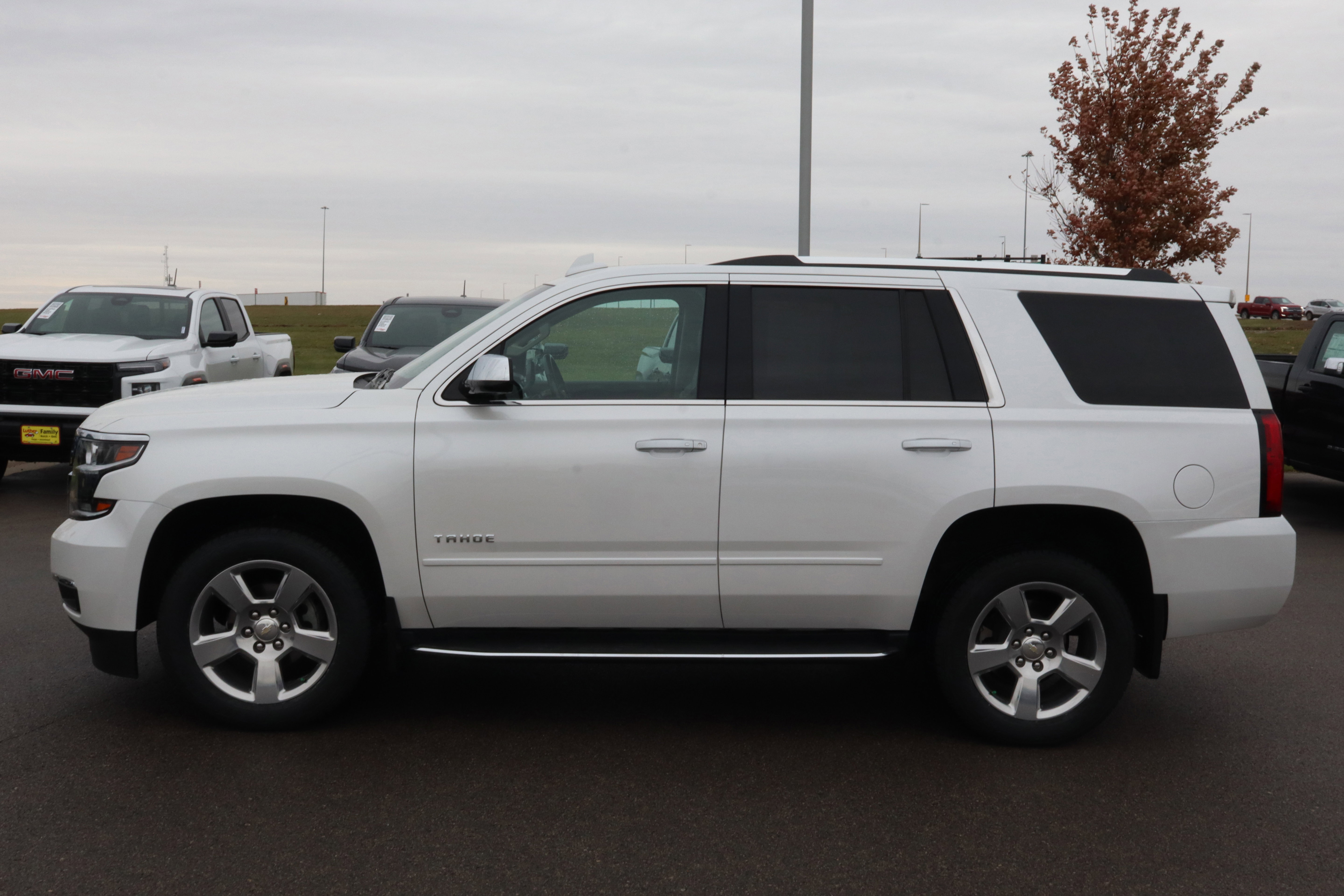 Used 2019 Chevrolet Tahoe Premier image 4