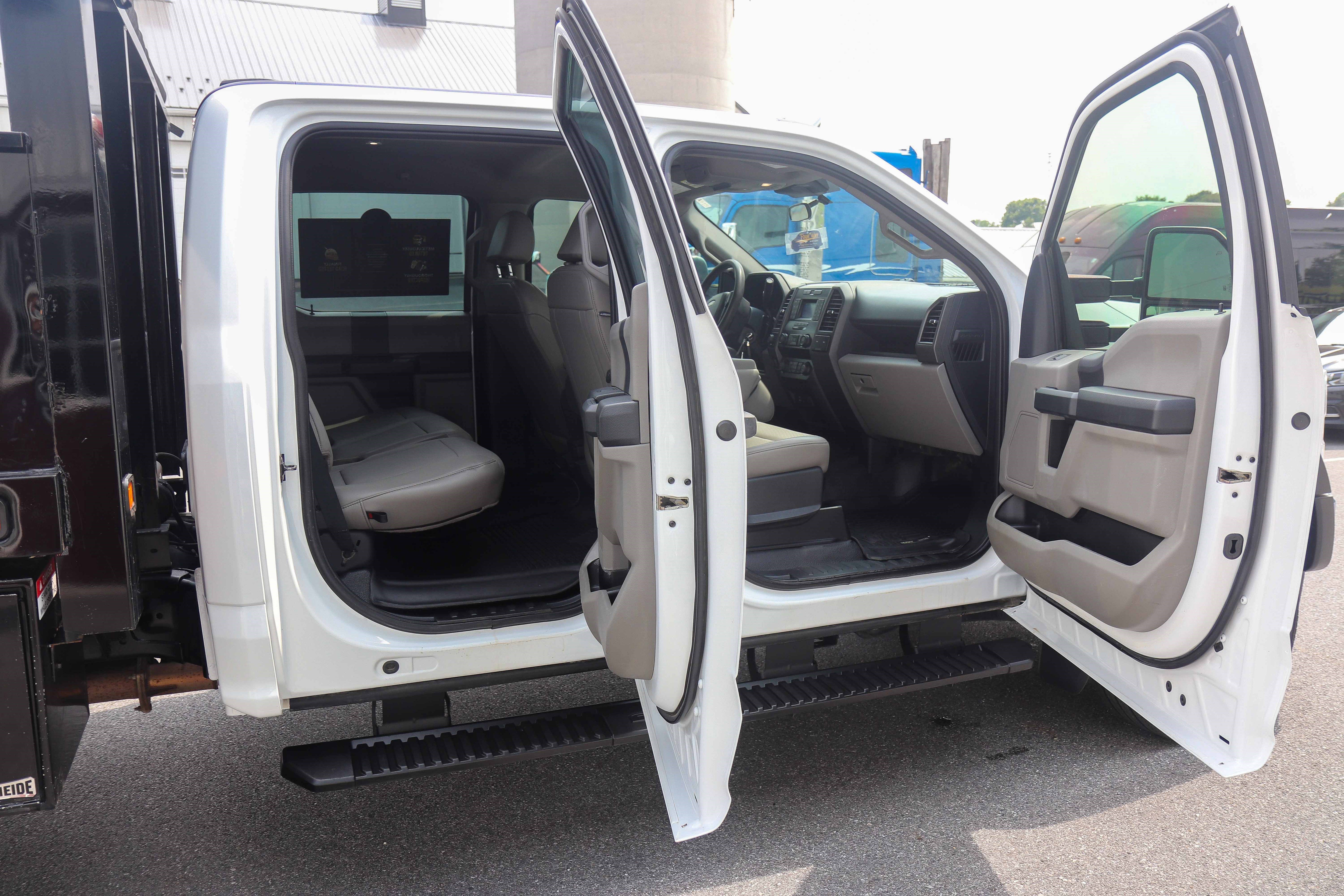 Used 2022 Ford F450 XL w/ Power Equipment Group image 11