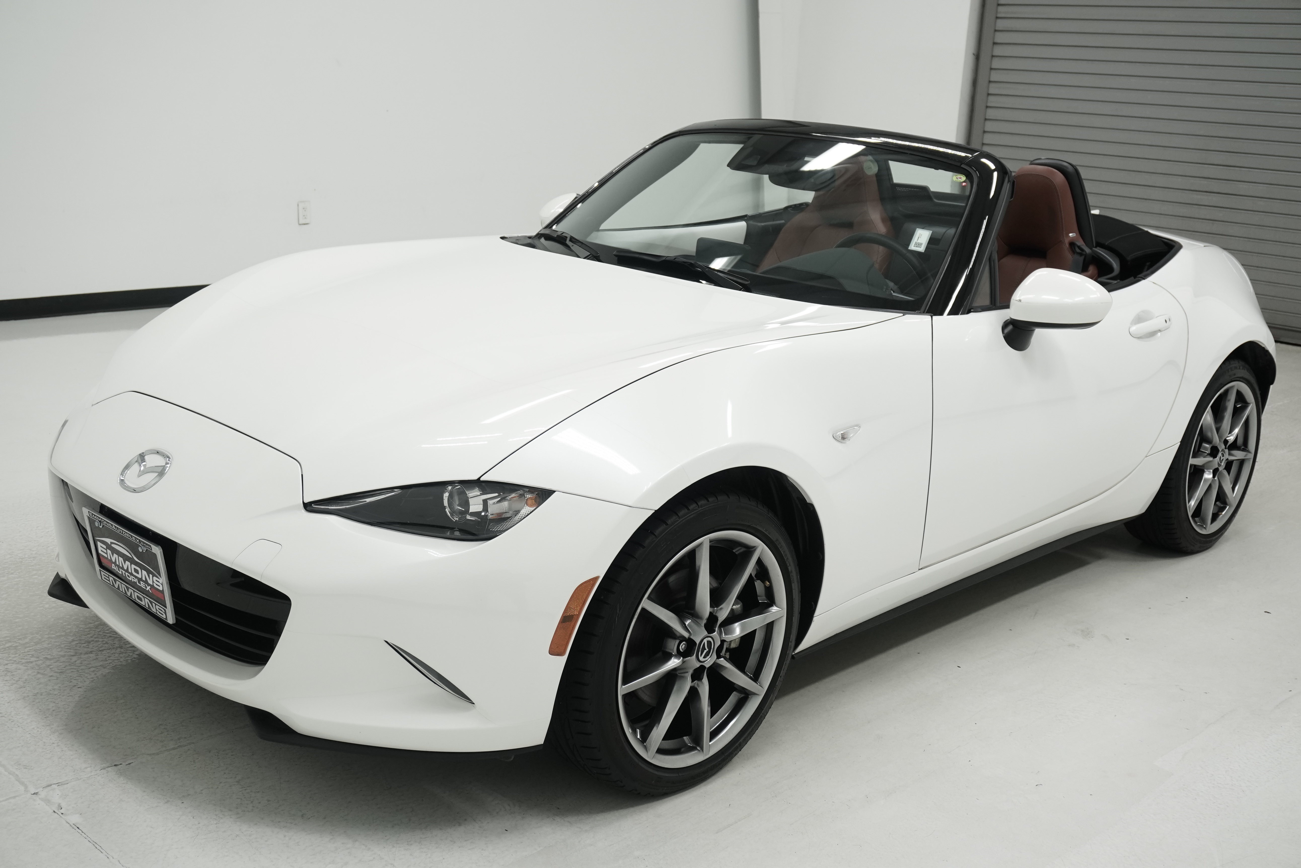 Used 2022 MAZDA MX-5 Miata Grand Touring RWD image 8