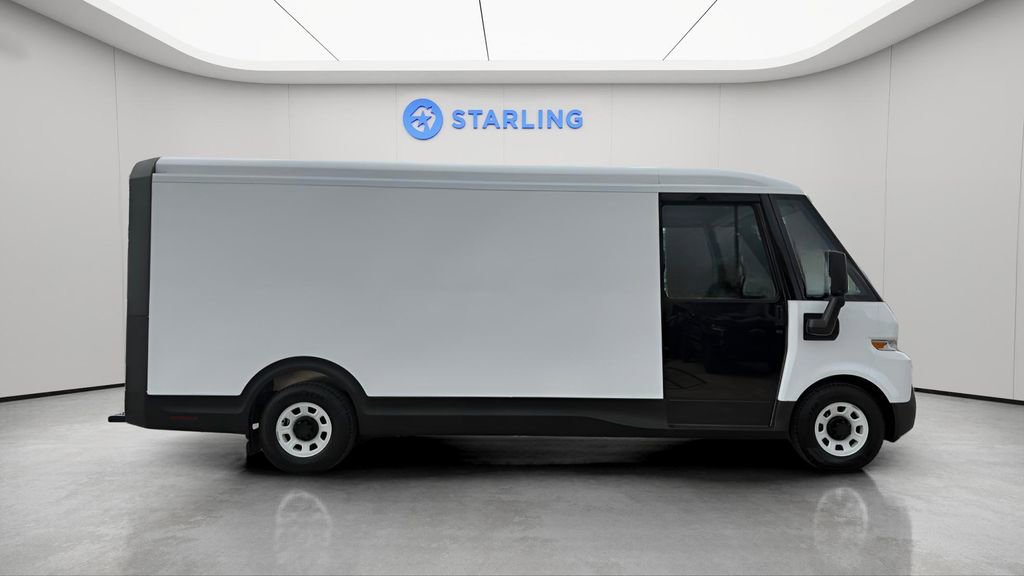 Used 2024 Chevrolet Brightdrop 600 w/ Commercial Equipment Package AWD/4WD image 11