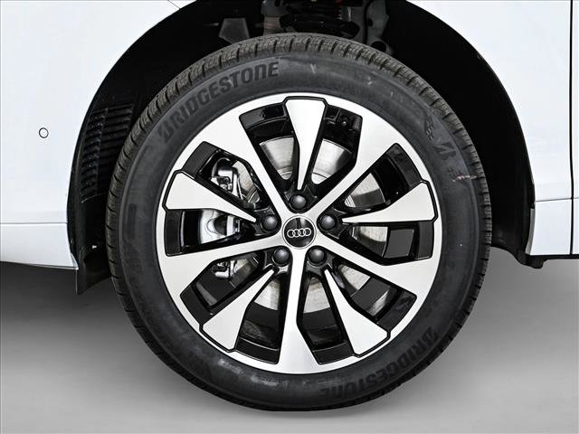 New 2026 Audi Q3 quattro 2.0T AWD/4WD image 26