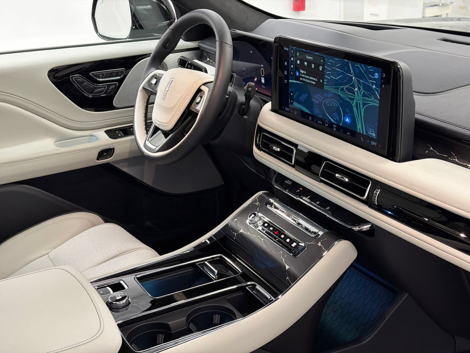 New 2026 Lincoln Aviator Black Label w/ Dynamic Handling Package AWD/4WD image 11