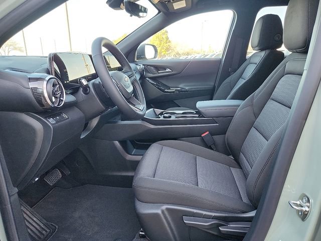 New 2026 Chevrolet Equinox LT w/ Safety and Technology Package image 8