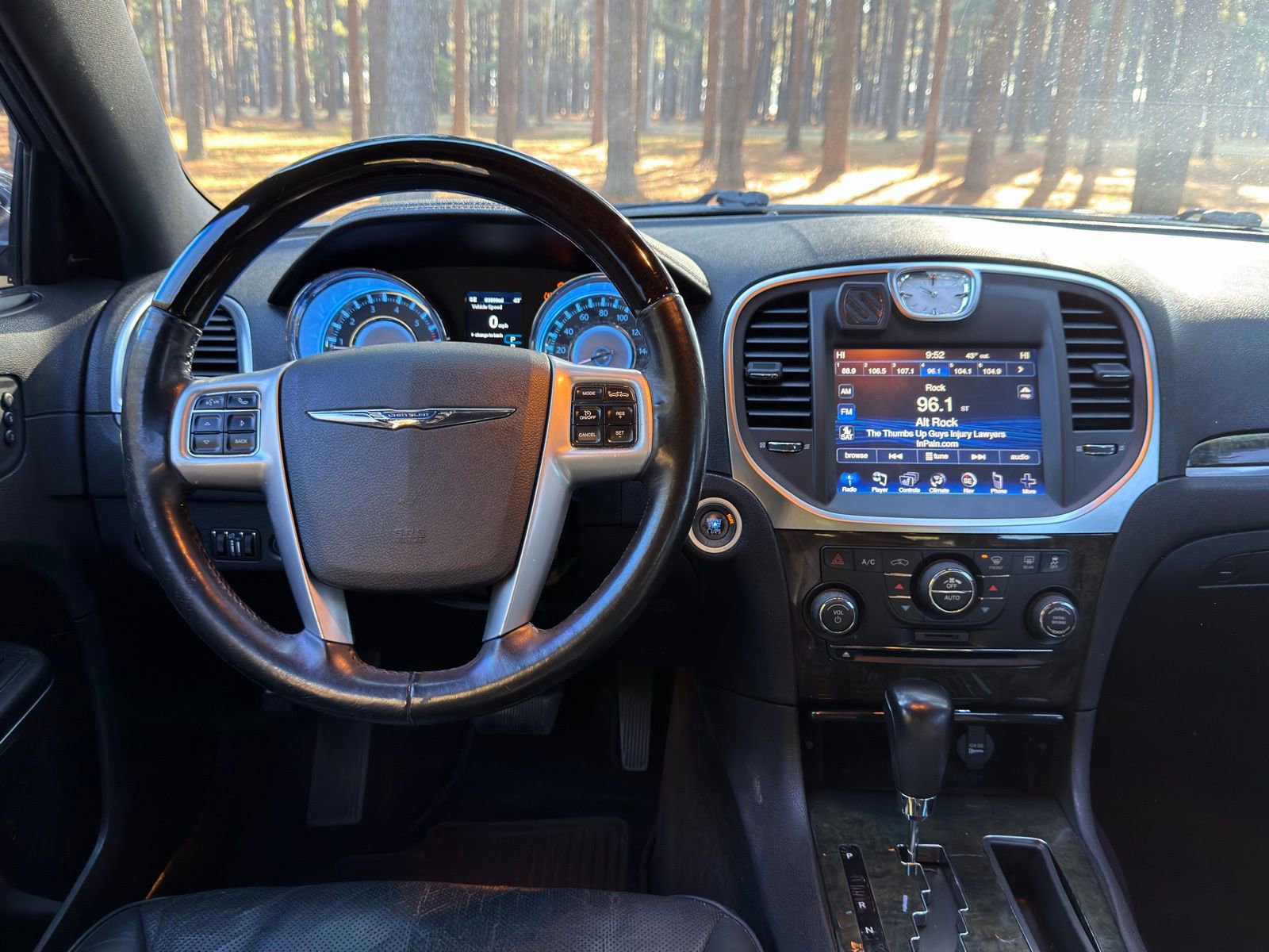 Used 2012 Chrysler 300 C w/ 19-Premium Speaker Group image 3