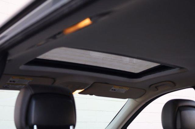 Used 2012 Mercedes-Benz GL 450 4MATIC image 19
