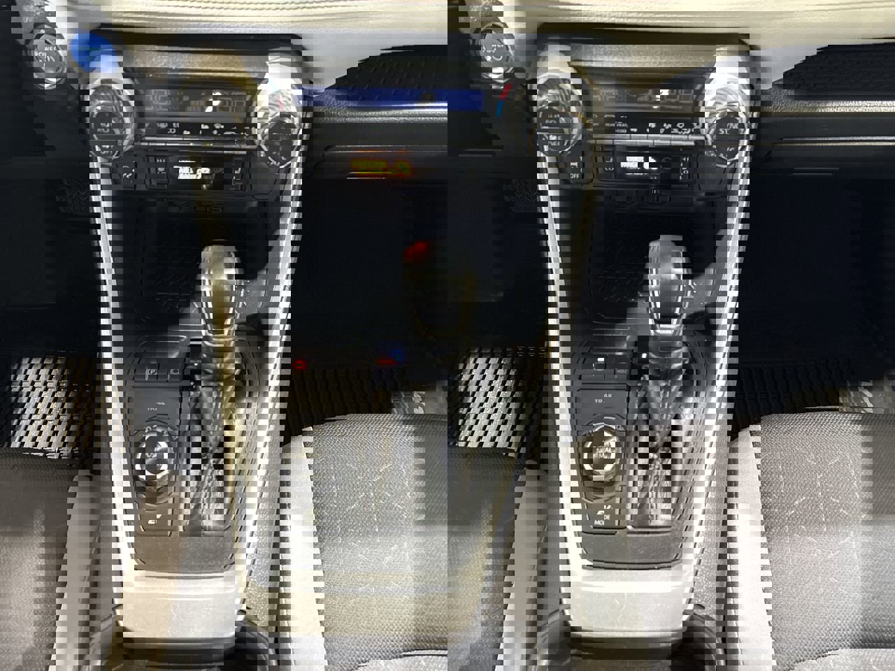 Certified 2020 Toyota RAV4 XLE image 20