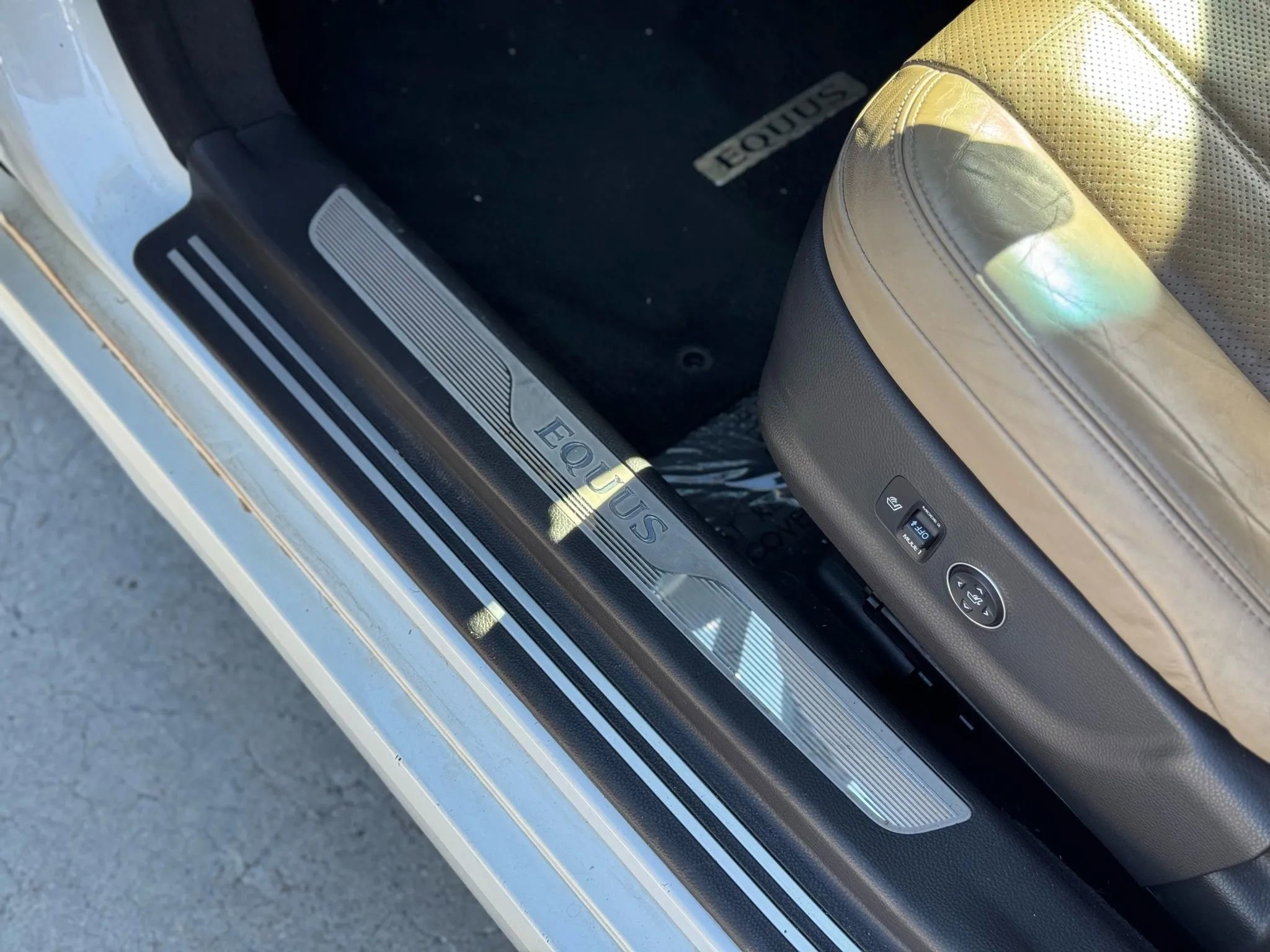 Used 2011 Hyundai Equus Ultimate image 14