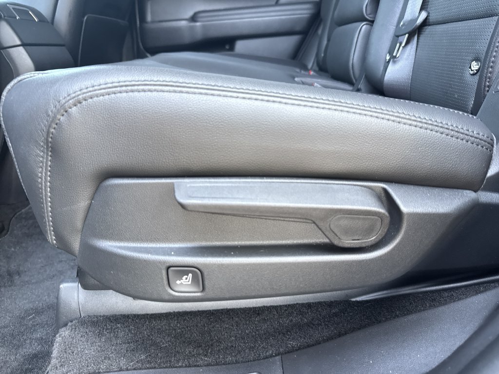 Certified 2024 Hyundai Santa Fe Limited FWD image 32