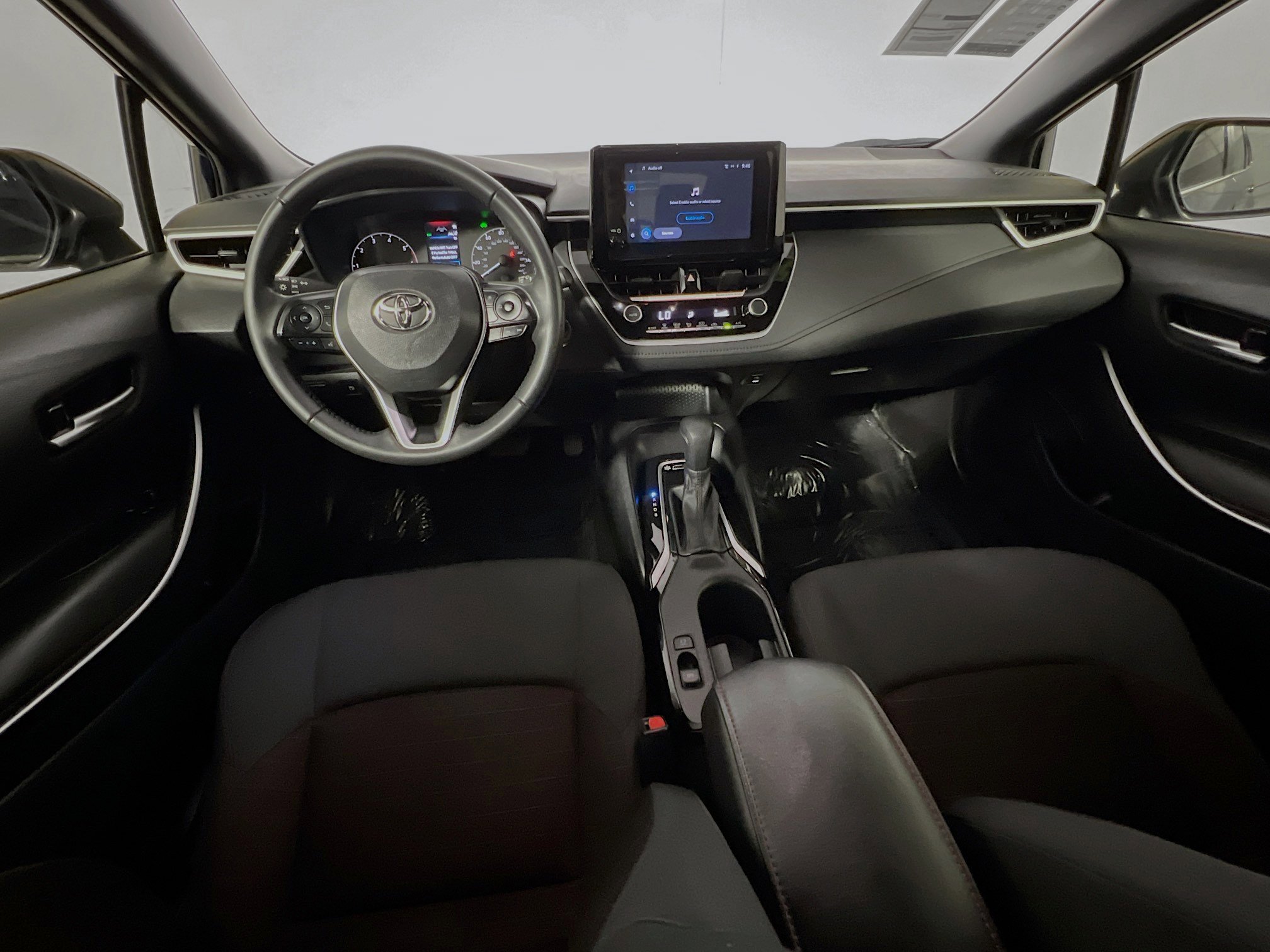 Used 2025 Toyota Corolla SE image 29